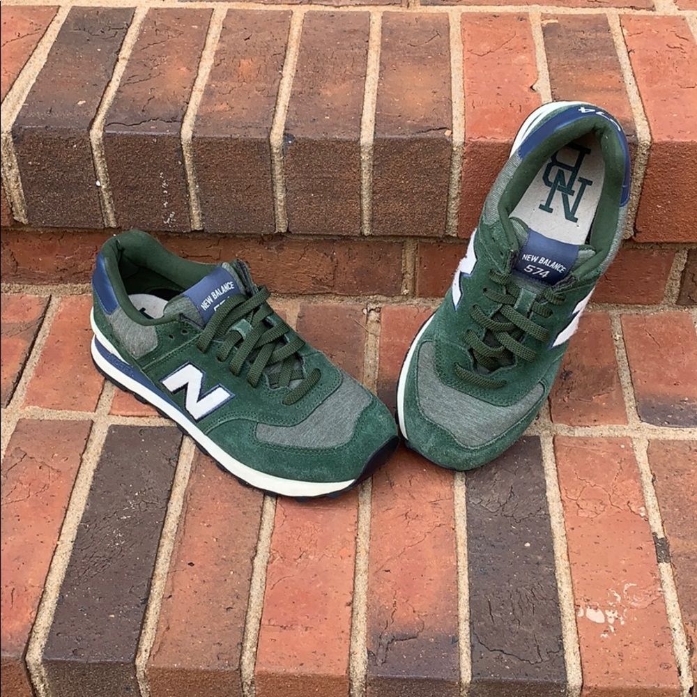 New balance shoes